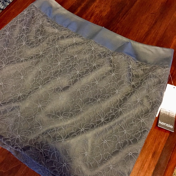 NWT Kensie Lace Skirt - Picture 2 of 6